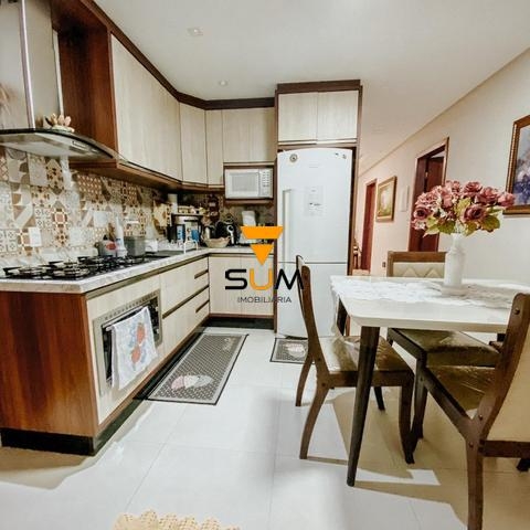 Casa no Loteamento Lisboa em Forquilhas em São José/SC | Casa com 6 dormitórios sendo 1 suíte | Mobiliada e com sacada