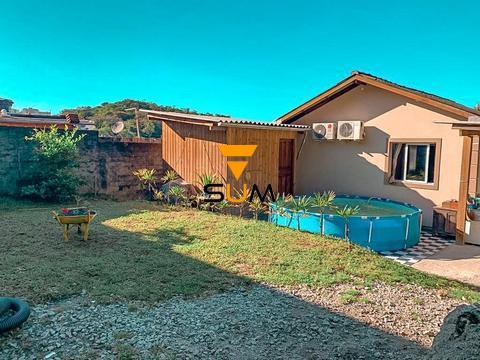 Venda | Casa com 46,40 m² | 2 dormitório(s) | 1 banheiro | 2 vaga(s) de garagem. Forquilhas, São José-SC