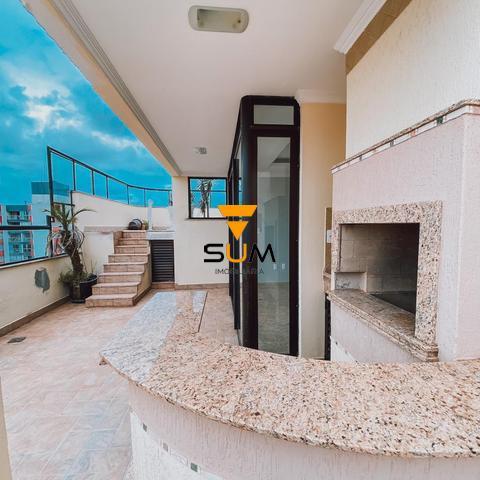 Cobertura no Vinicius Residence no Bairro Kobrasol em São José/SC | 3 dormitórios sendo uma suíte | Piscina privativa e vista mar